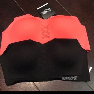 Victoria's secret sports bras